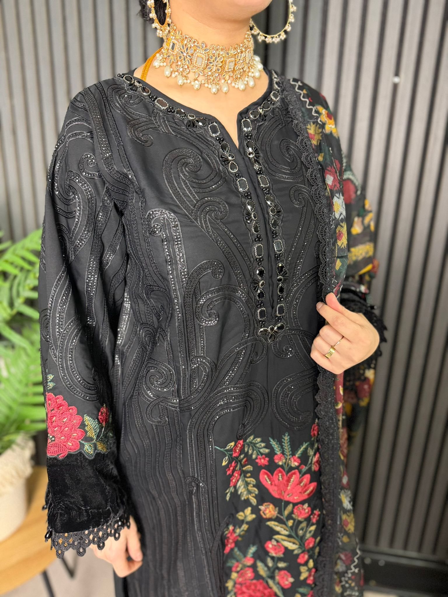 Maria B inspired Black Embroidered 3-Piece Suit - Image 4